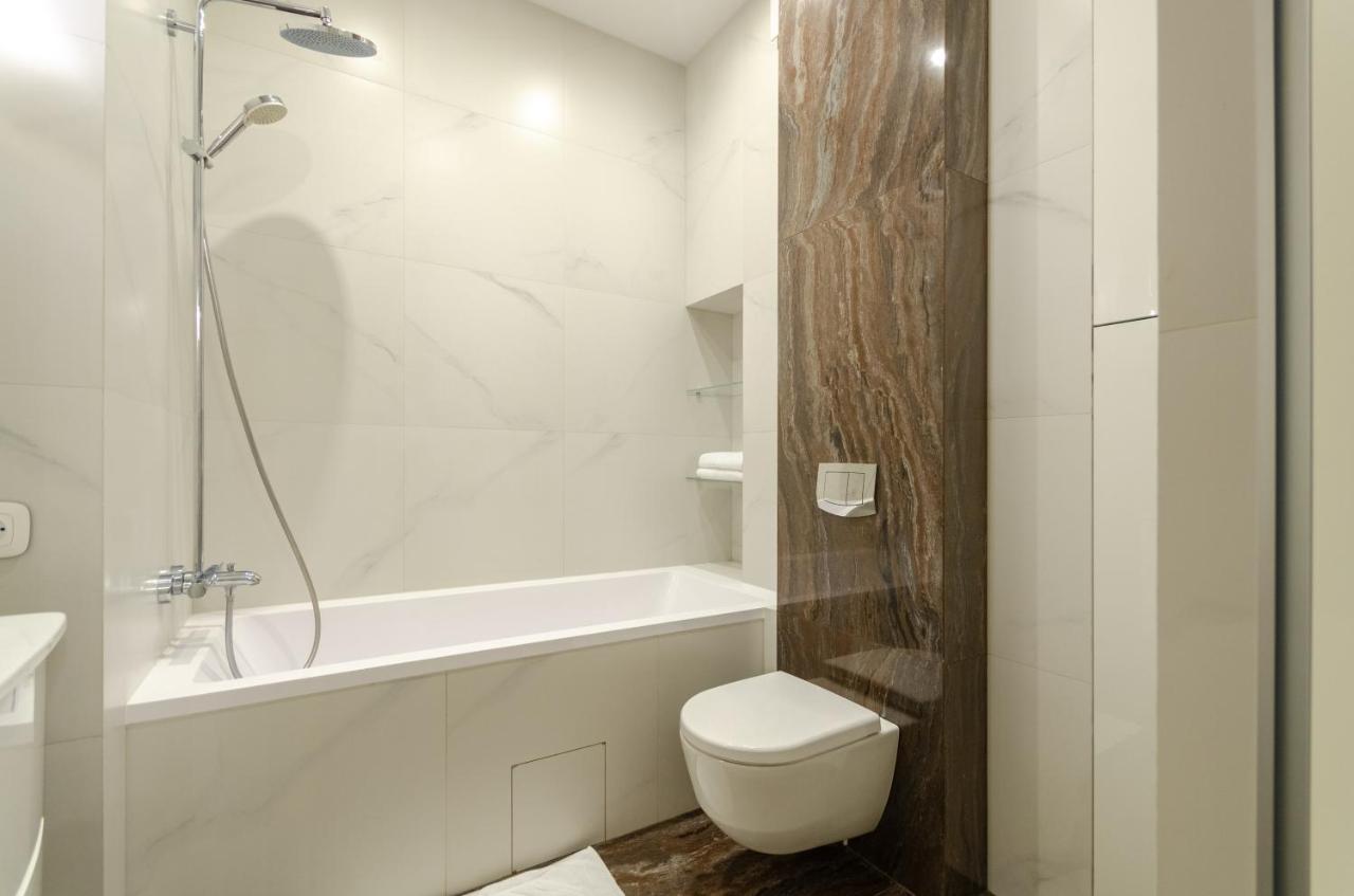 Petrovdom Apartaments 11-212 In Rc Central Park, 7 John Mccain Street Kyiv Exterior foto