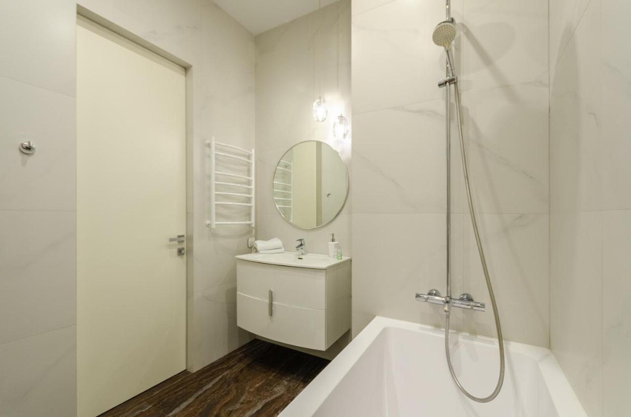 Petrovdom Apartaments 11-212 In Rc Central Park, 7 John Mccain Street Kyiv Exterior foto
